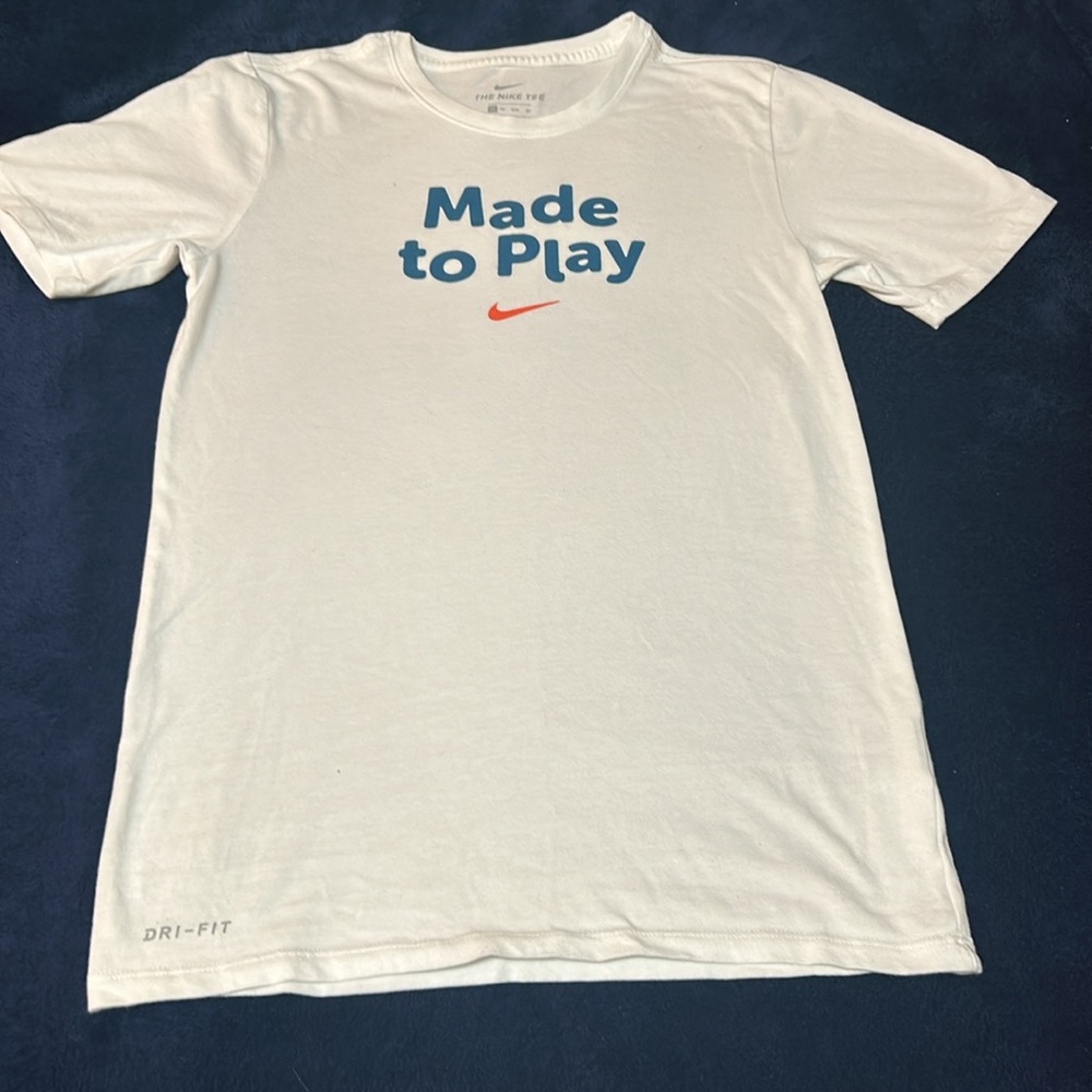 Nike dri-fit “Made to Play “ t-shirt
